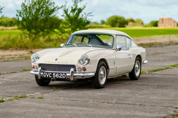 Triumph Gt6 Press car